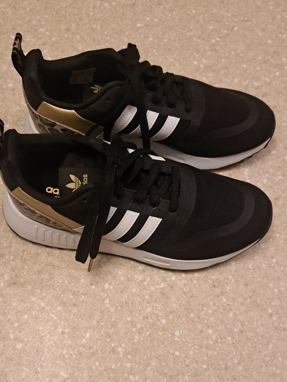 Adidas Women’s Black & White Running Sneakers with Gold Accent 7.5 NWOT